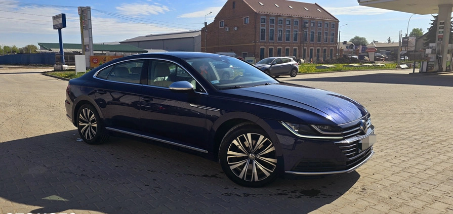 Volkswagen Arteon cena 112000 przebieg: 200000, rok produkcji 2018 z Bochnia małe 254